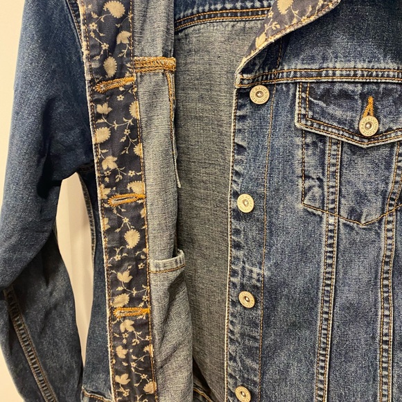 Eddie Bauer Jean Jacket - Picture 6 of 9